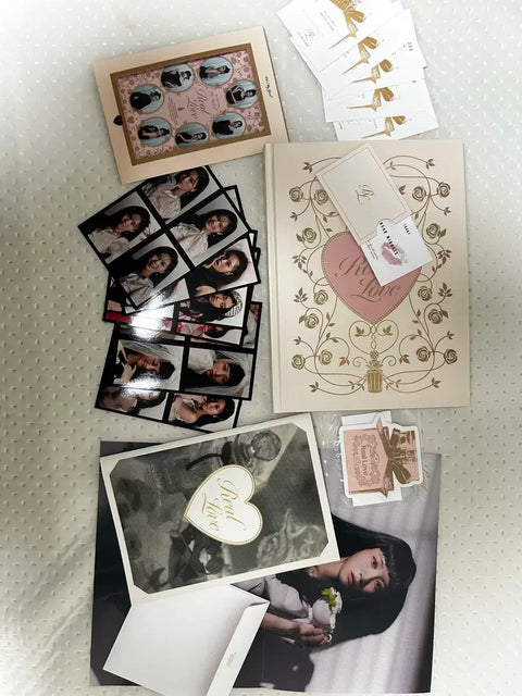 Selling Oh My Girl's 2nd full album limited edition!