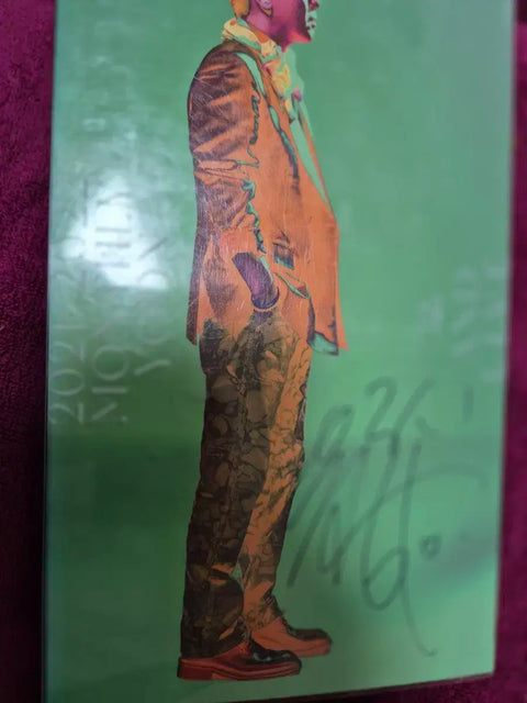 Yoon Jong-shin's activities 2021 2022 Signed album