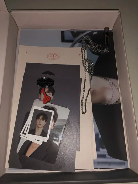 Hyungwon's first concert Monbebe Only Monbebe 8th Generation Kit MONSTA X