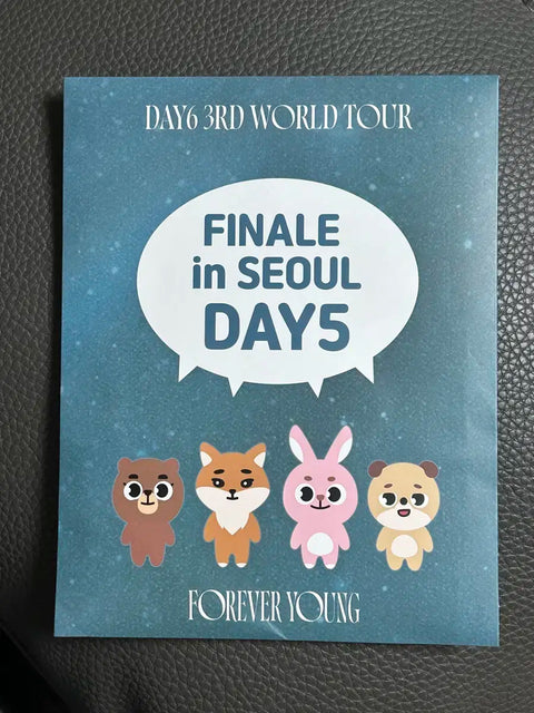 Bộ trang điểm Forever Young của DAY6