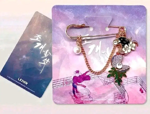 Clam Boy Finn Brooch Transfer