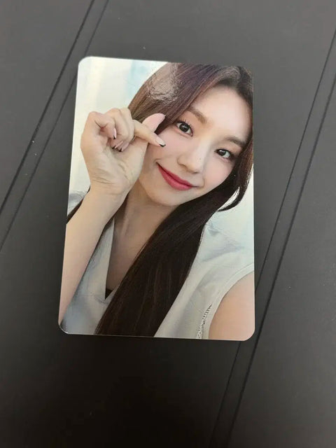 Itzy Yeji Fansign Photocard