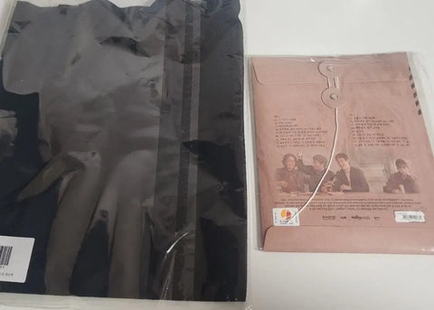 Tôi đang bán album My Mister OST + sách nghệ thuật + túi sinh thái, tất cả đều chưa mở, dưới dạng một bộ.
