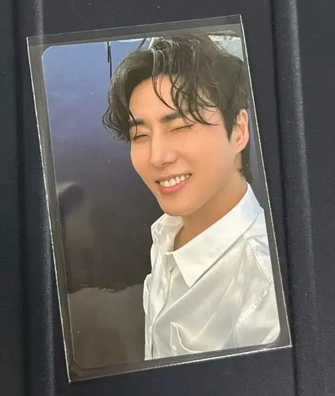 Giao hàng trong ngày, Confetti) Quà tặng đặc biệt Photocard cho buổi họp mặt người hâm mộ DAY6 trị giá 40.000 KRW