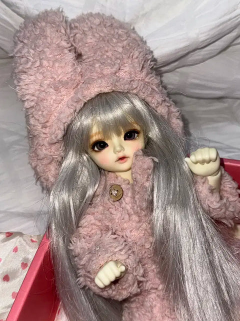 Selling ball-jointed doll USD Miyadoll Suki.