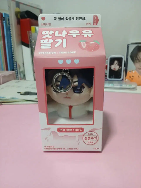 Tên hoạt động: Pure Love, Go Eun-hyuk Doll