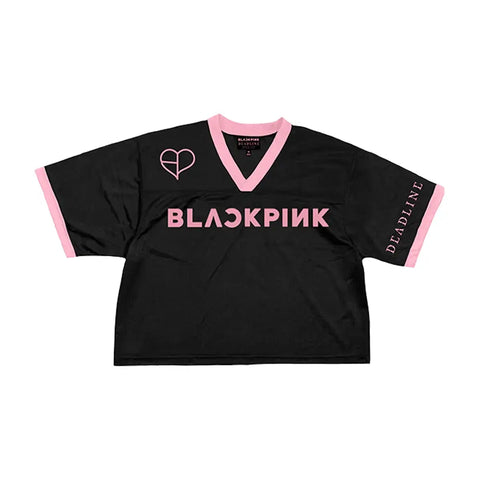 Áo croptop MD mới của Blackpink cho chuyến lưu diễn Toronto Deadline