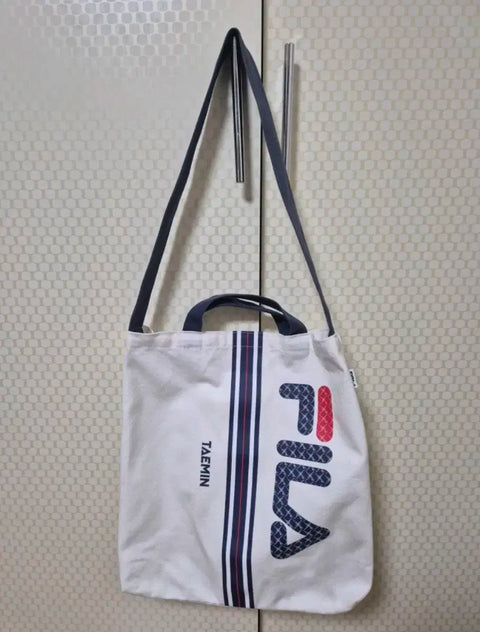 Túi hàng hợp tác FILA của SHINee Taemin Xtm Concert