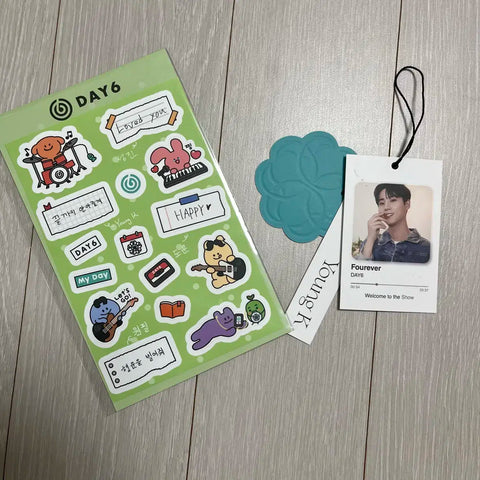Day6 Young K Younghyun MADE 4th Gen Keyring + Forever Young Encore Concert Gymnastics On-site Sales Kong Sticker