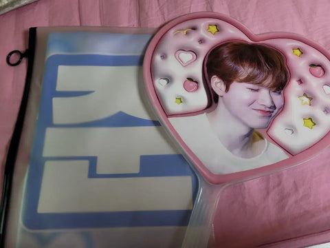 Treasure Junkyu Slogan, Uchiwa