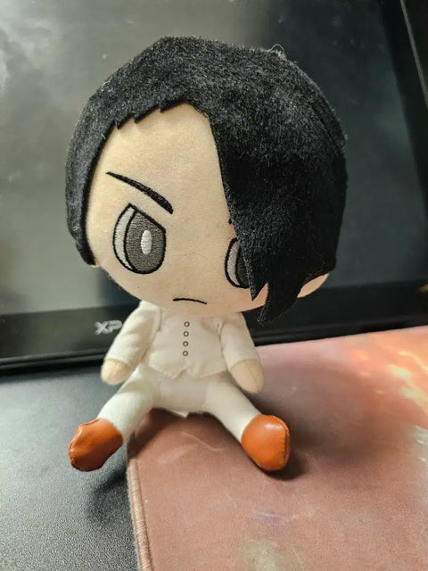 Yakusoku no Neverland Ray doll