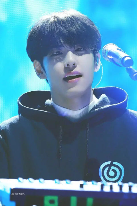 Thẻ ảnh Wonpil Ngày thứ 6 của Selling Papa Recipe.