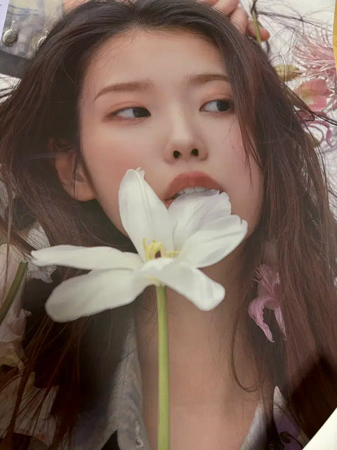 IU Lilac Album (HILAC) + Poster, Photocard