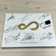 Album có chữ ký của Infinite Chaser