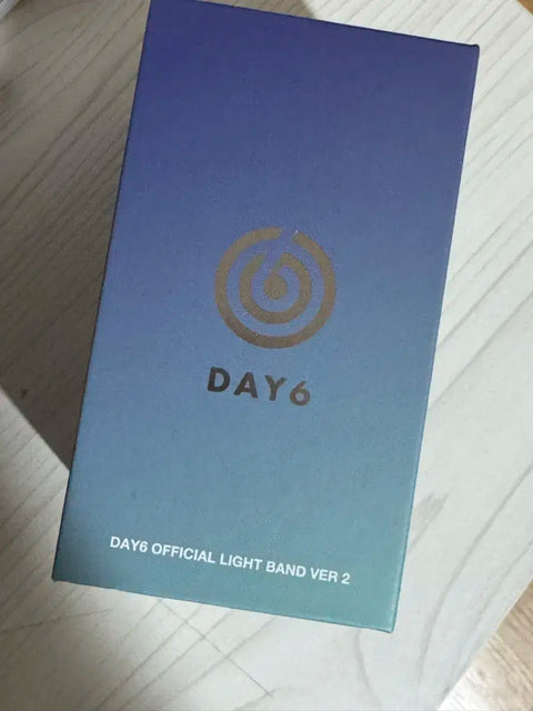 Gậy phát sáng DAY6 Made Watch 2