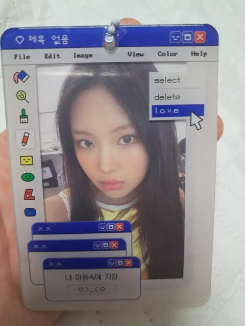 NewJeans photocard