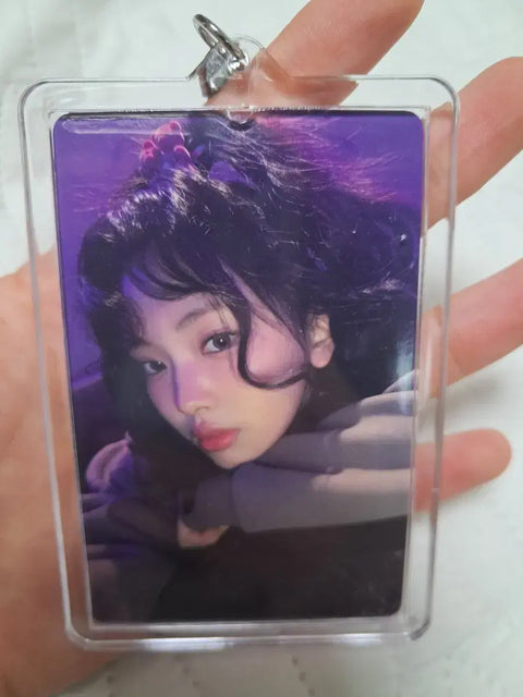 NewJeans photocard