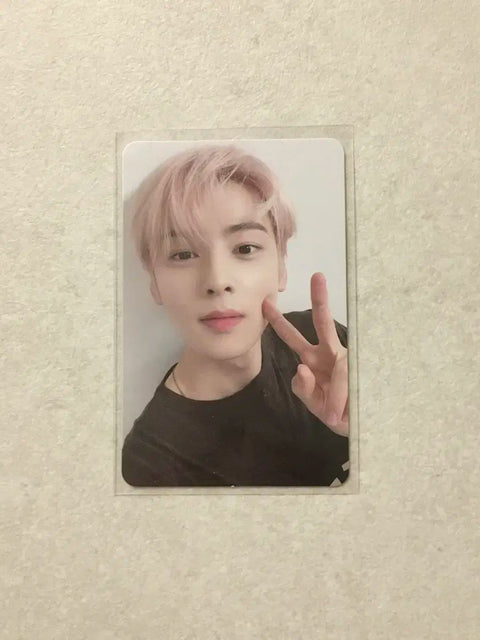 Astro Switch On Cha Eun-woo photocard