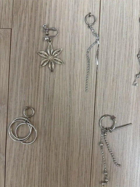 BTS Son Min-soo (following BTS members' style) earrings, bracelet, all together