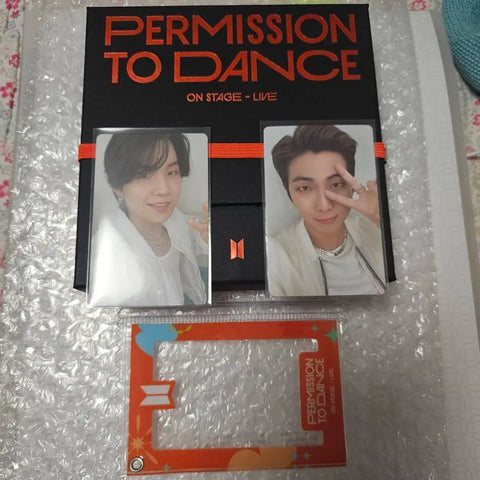 Đập hộp album trực tiếp PTD (Permission To Dance) của BTS: Photocard Suga &amp; RM