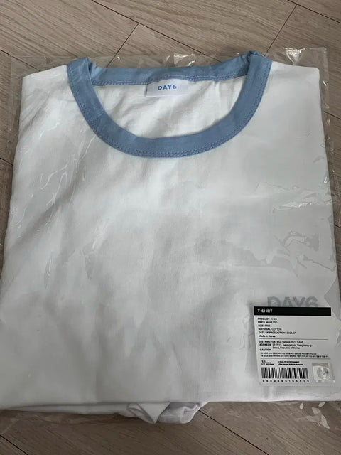 DAY6 fan meeting merchandise goods t-shirt