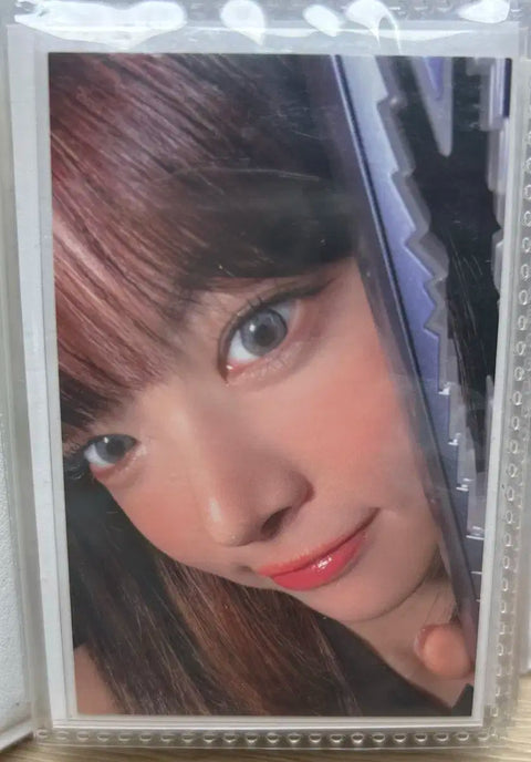 Hong Eunchae FLAME RISES Tour Bloom Zone photocard urgent sale