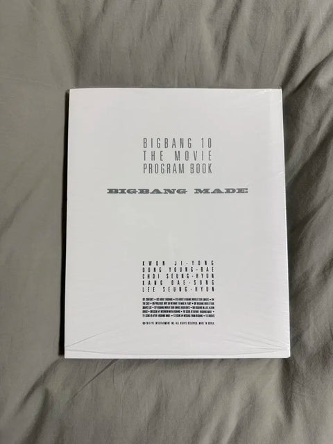 BIGBANG MADE Program Book