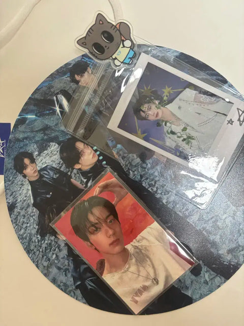 TXT official photocard Taehyun polaroid