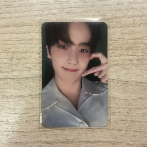 Mini Record The Boyz Hyunjae Love Letter Fansign Photocard chưa phát hành Geumeungeoheungeo ver.