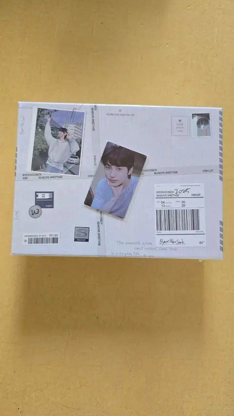 Byeon Woo-seok 2025 Season's Greetings + Photocard