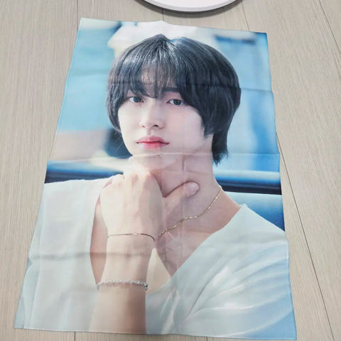 Selling Rise Wonbin Uchiwa and Slogan.