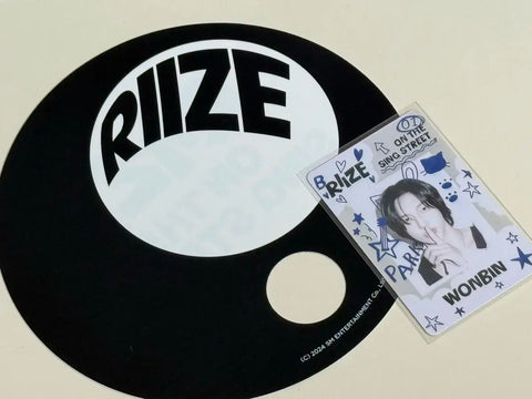 Rise Pop-up Fan & Wonbin ID Card