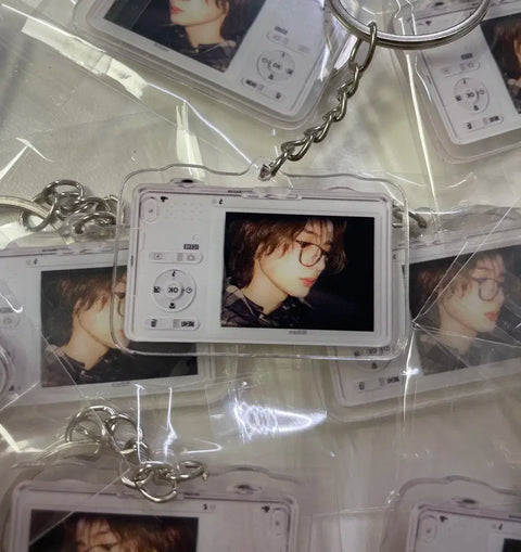 BoNextDoor BOY NEXT DOOR Lee Han Donghyun camera keyring