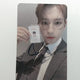 Thẻ ảnh chưa phát hành của quản lý Hyunjae của THE BOYZ Lee