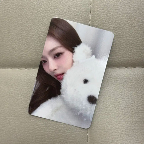 fromis_9 Hello Live Unreleased Photo Card Poca Fansign Application F娜 is a Puppy ver.