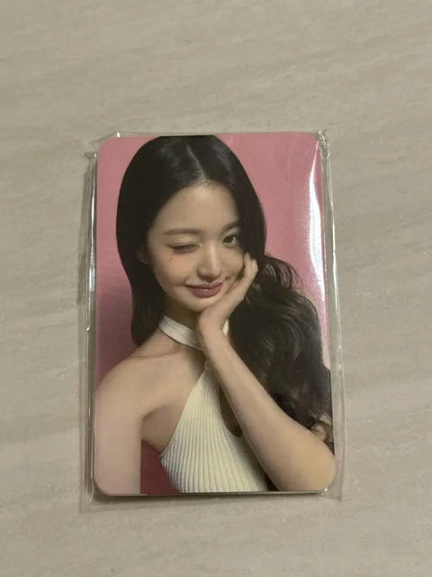 Medicube Jang Wonyoung photocard, unopened