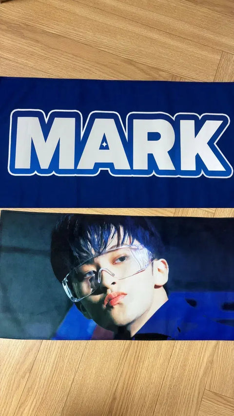 NCT Mark Goggles Slogan Dream 127 Uchiwa