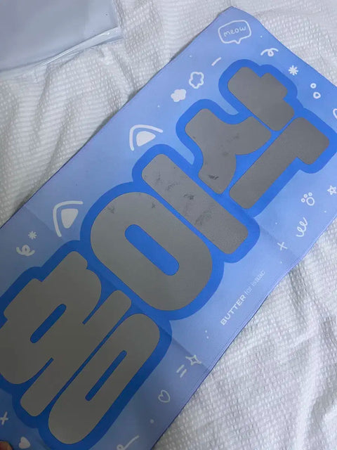 Hong Isaac Reflective Slogan