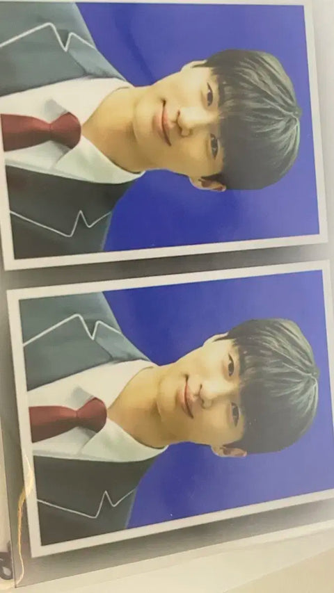 Selling Byun Woo-seok's ID photo urgently.