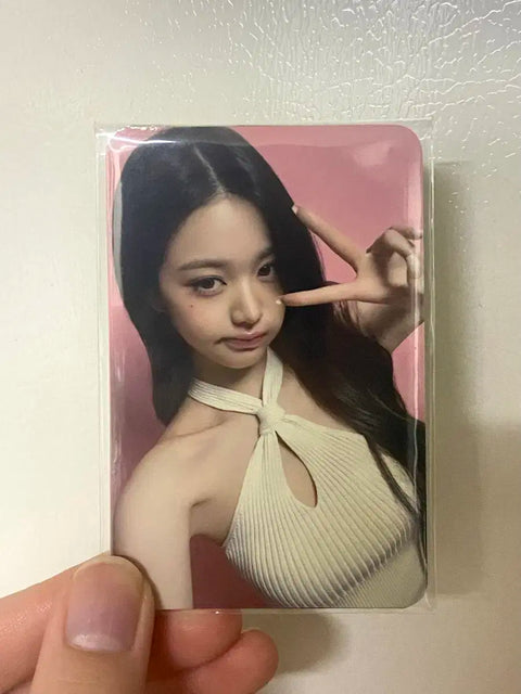 Medicube Jang Wonyoung photocard, 4 unopened.