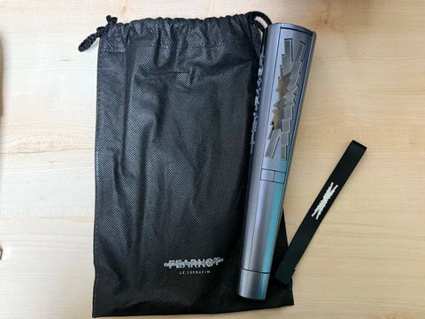 Selling Le Sserafim's light stick, Pimbong.