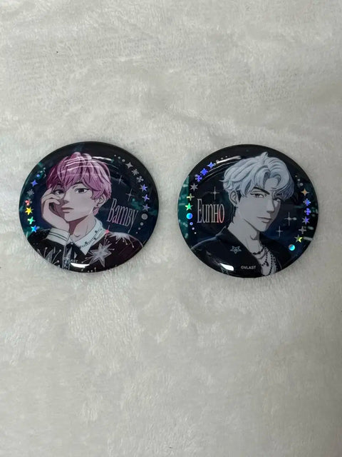 PLAVE fin badges Yat즈 all together