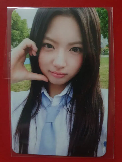 Kiki Kiya Dancing Alone Workshop Photocard