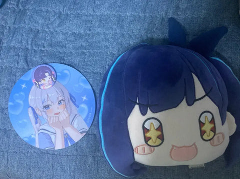 I'm selling a set of Lee Sedol Lilpa cushions, mousepads, and can badges.