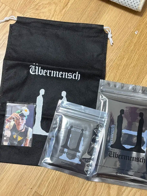 G-Dragon Übermensch photocard set, postcard set, cheering stick photocard bundle
