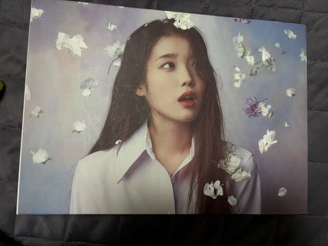 IU Lilac Photocard Binder