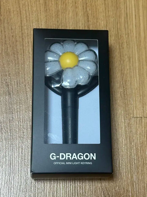 G-Dragon Mini Daisy Bong Keyring