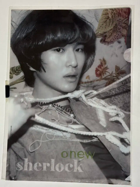 SHINee Onew Sherlock L holder
