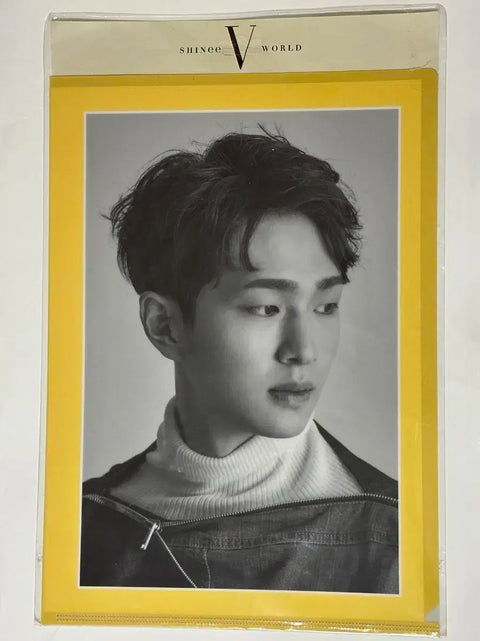 SHINee SHINee World V Sunnakon Onew El Holder