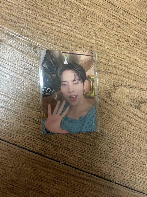 Infinite Dongwoo photocard